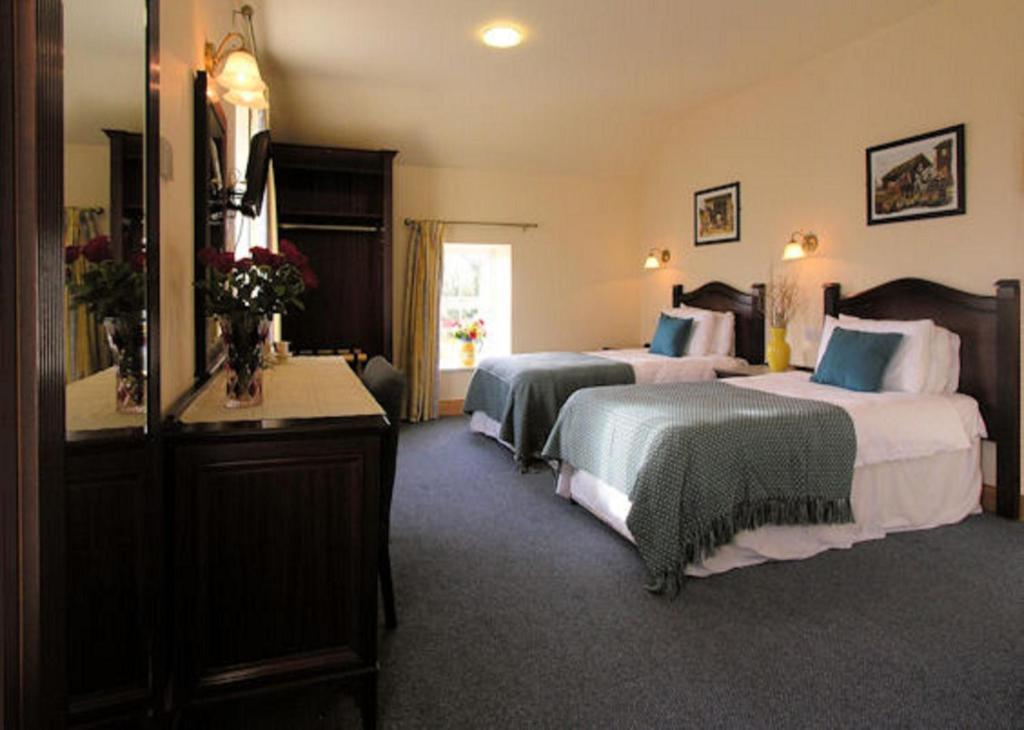 The Anvil Bar B&B Castlemaine Room photo